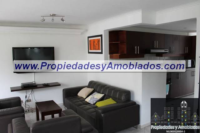 Alquiler de Apartamento Amoblado en el Barrio Poblado Código: 10527-1