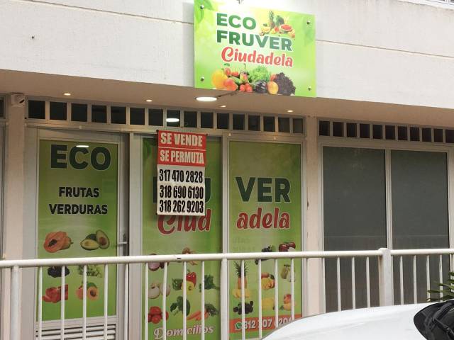 Local Comercial con Negocio y mobiliario en Lebrija en Ciudadela Jorge Ríos