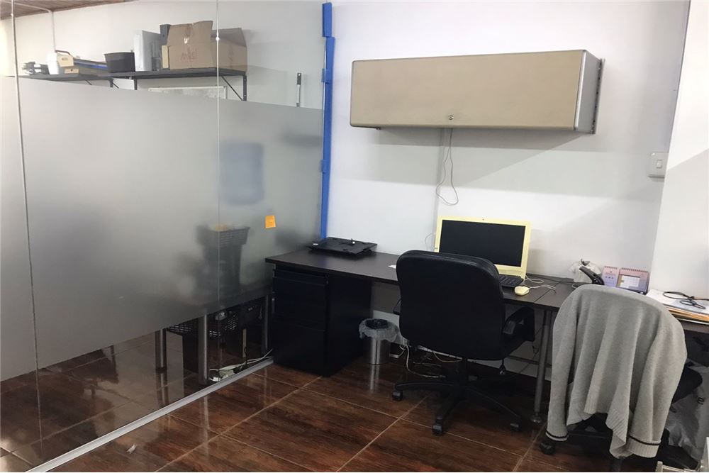 OPORTUNIDAD OFICINA EN RENTA,AMOBLADA Y REMODELADA