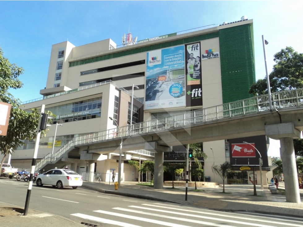 Local ubicado en el centro de la ciudad y dentro de centro comercial