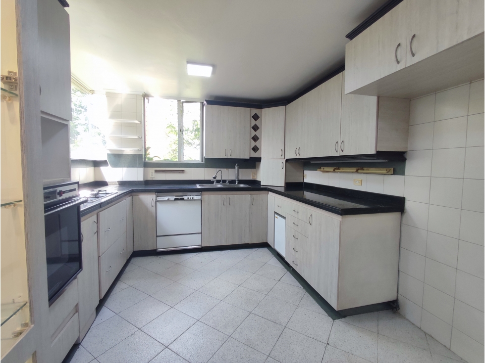 Apartamento en Arriendo El Campestre Medellín