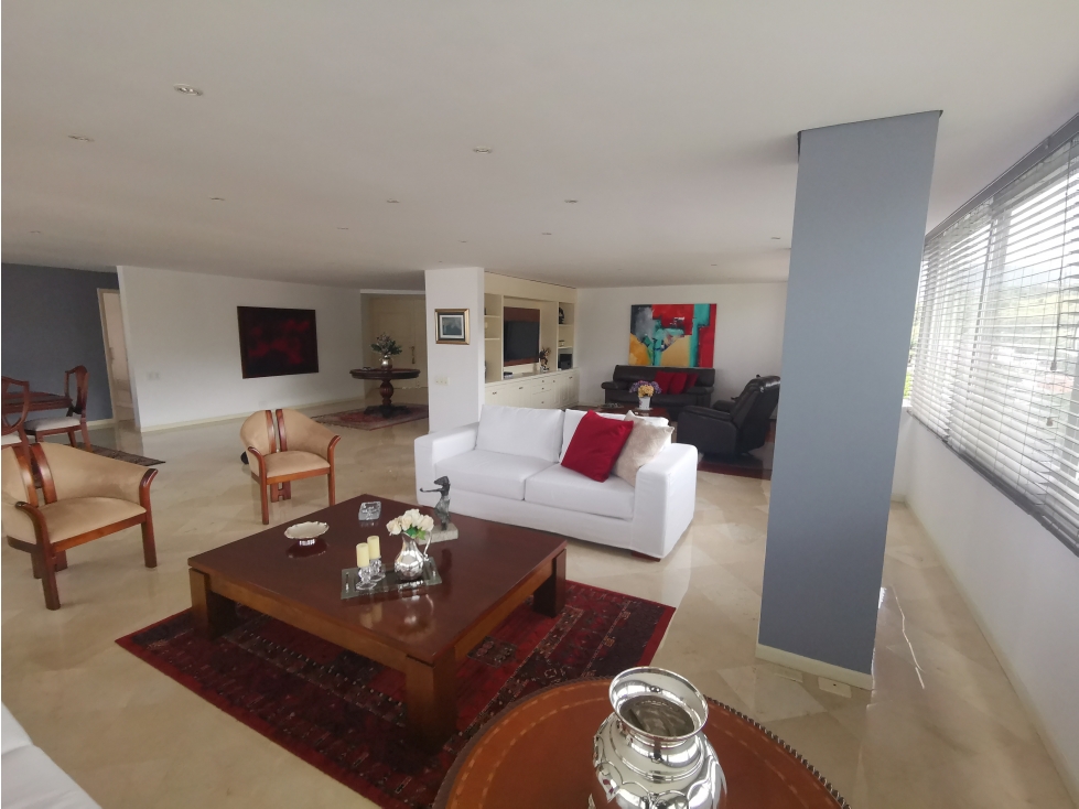 VENTA  APARTAMENTO PISO 17 BARRIO SANTA TERESITA OESTE CALI