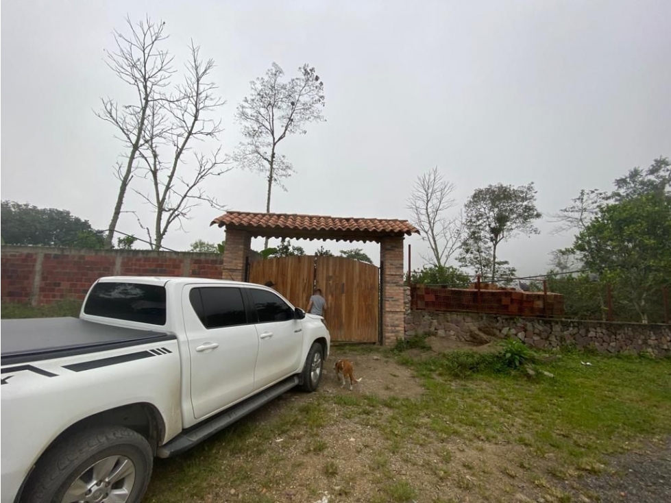 Cabaña ubicada en el predio rural la esperanza.