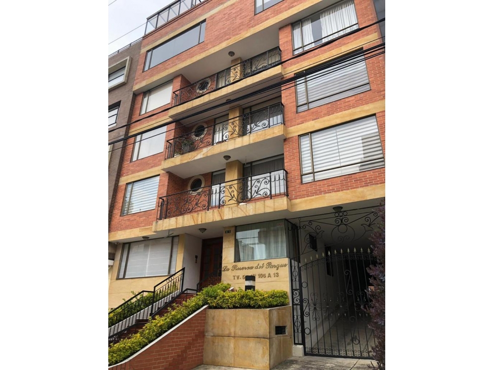 Apartamento duplex en venta en Puente Largo Bogotá