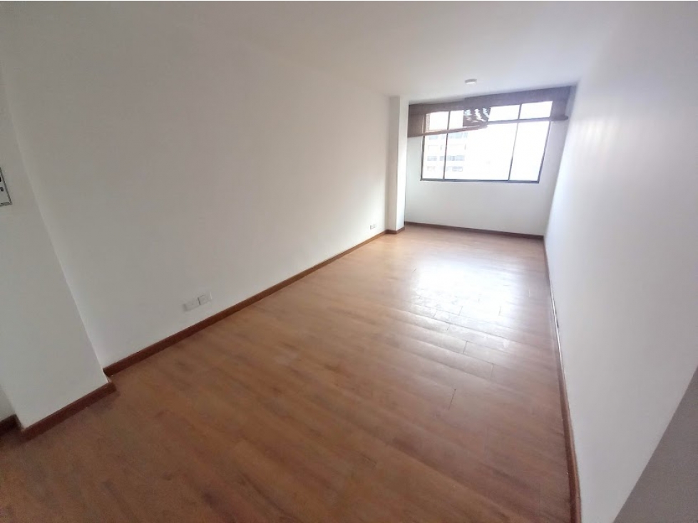 VENDO / ARRIENDO OFICINA EN LAGOCENTRO DE UNILAGO