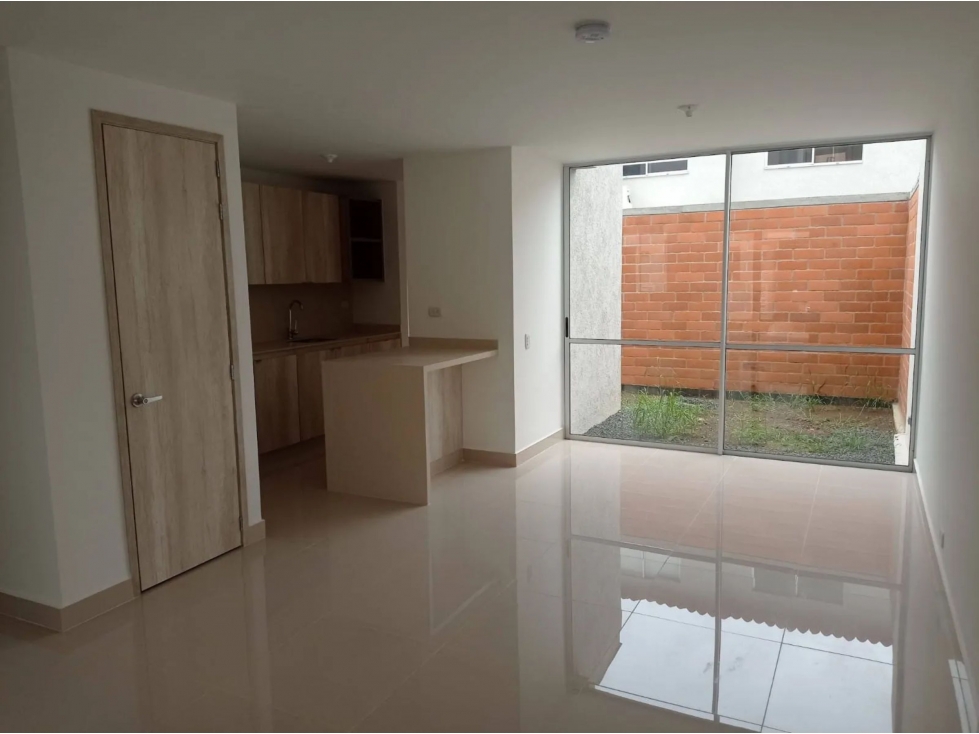 Venta Casa de 132mts2 Condominio Ciudad Country, Jamundí 9389.