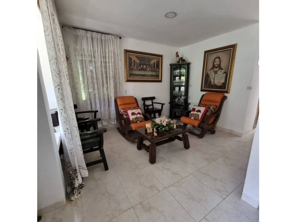 Venta de Casa  de 220mts2 en Jamundí, Jamundí 9895.