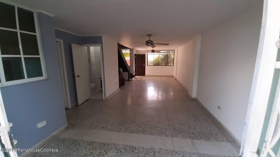 Casa en  Villa Santos COD: 22-1516