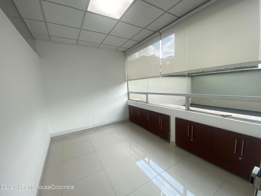 Comercial en  Molinos Norte cod: 22-1595