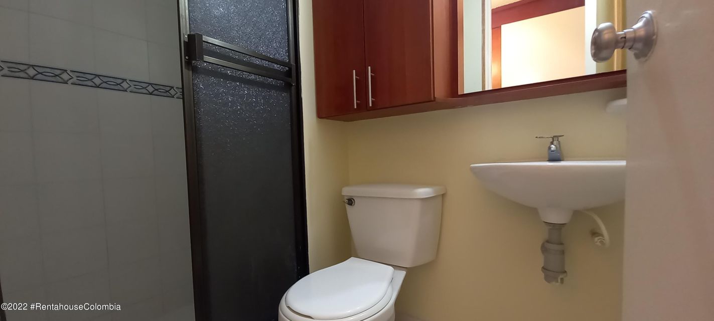 Apartamento en  El Cortijo(Bogota) RAH CO: 22-2864