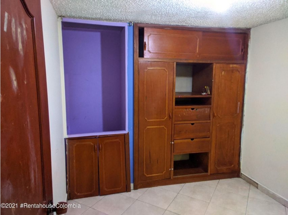 Vendo Casa en  Santa Lucia(Bogota) C.C 22-1046