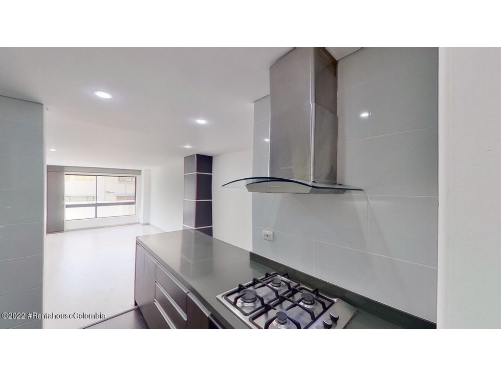 Apartamento en  Los Cedros(Bogota) RAH CO: 22-3057