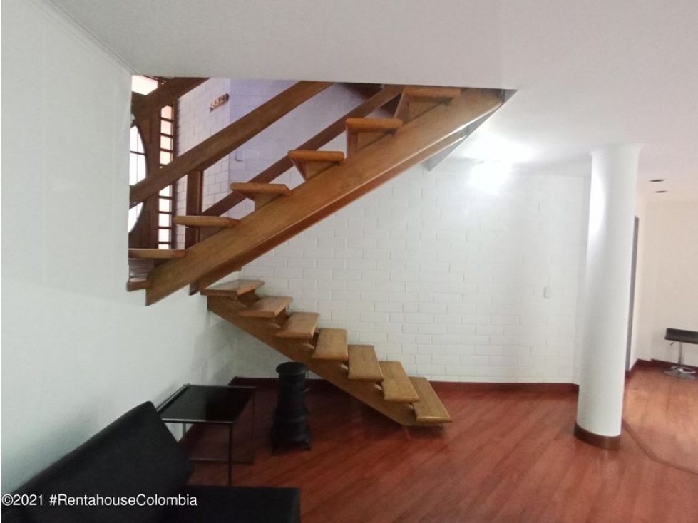 Vendo Casa en  Loma del Tesoro(Medellin) C.C 22-573