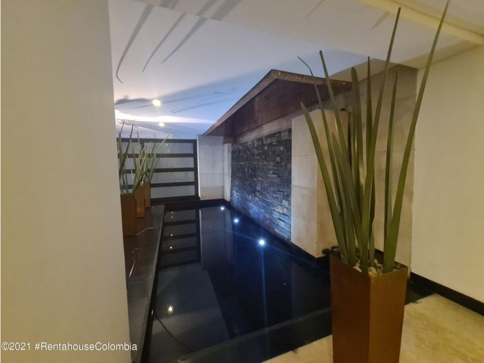 Apartamento en  Bosque Medina RAH CO: 22-1718