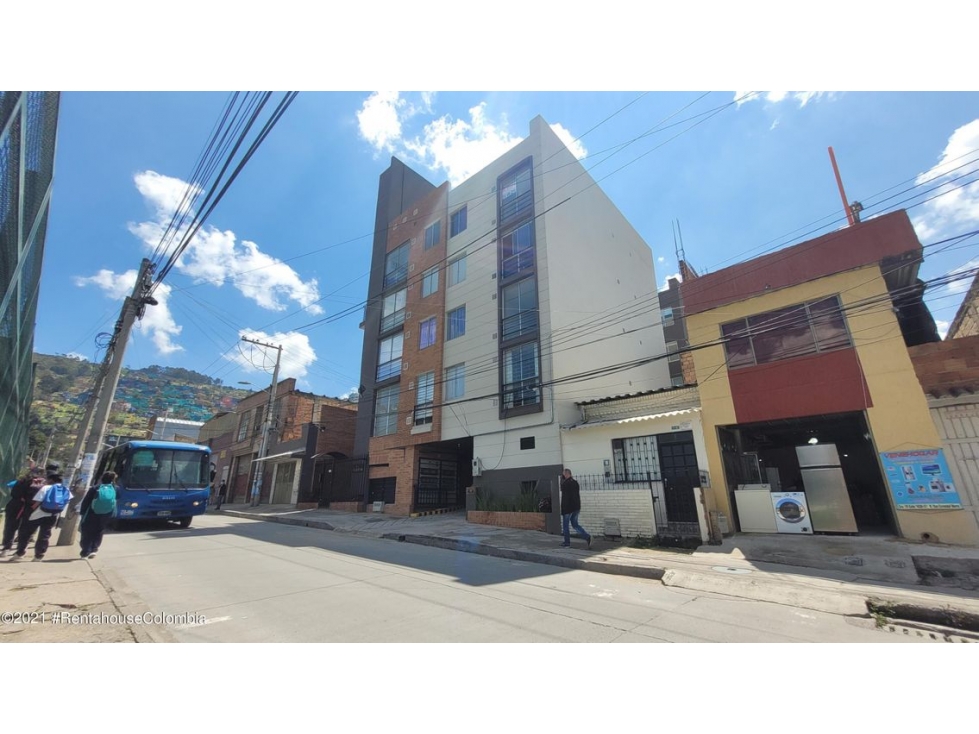 Apartamento en  San Cristobal Norte RAH CO: 23-728