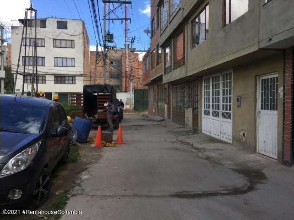 Lote en  San Antonio Norte(Bogota) RAH CO: 23-212