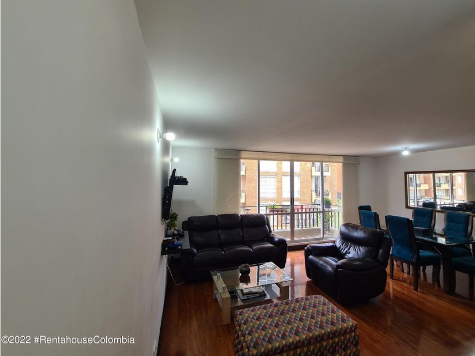 Apartamento en  Madrid RAH CO: 23-1800