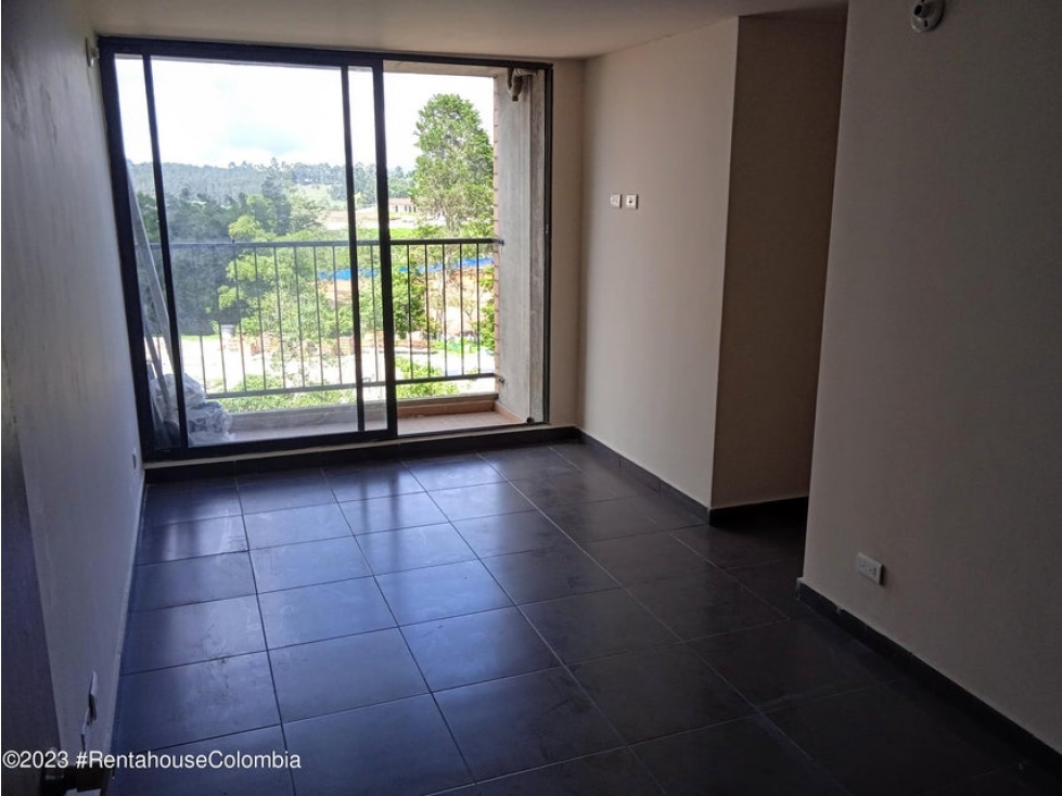 Apartamento en  Sector Tranvia RAH CO: 23-2316