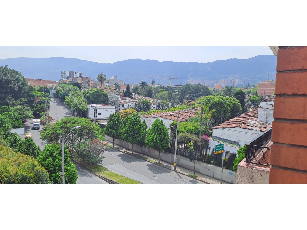 VENDO HERMOSO APARTAMENTO EN ENVIGADO-BARRIO PRIMAVERA EDIFICIO PH.