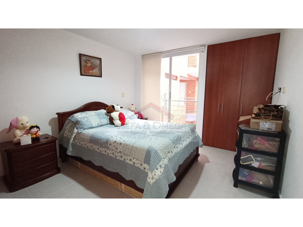 IBAGUÉ - VENTA DE APARTAMENTO MUY AMPLIO EN LA POLA