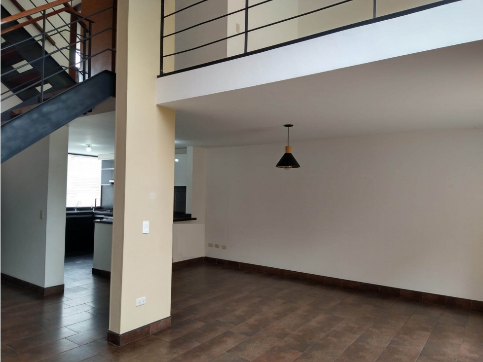 Casa en Venta/Arriendo en Villas Sabaneras en Chía (Cund) 191,17 m2