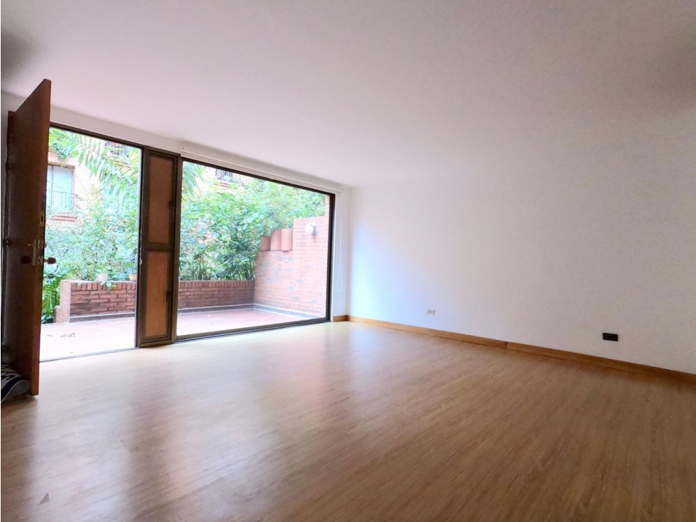 Arriendo apartamento en Santa Barbara Central!