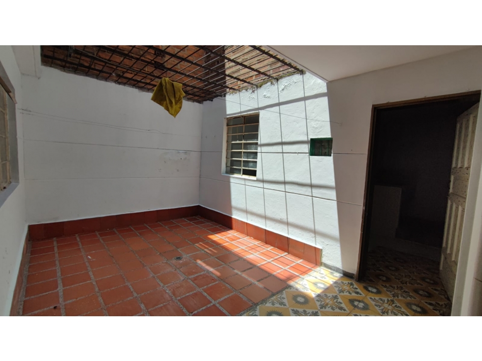 Casa de 3 pisos en envigado