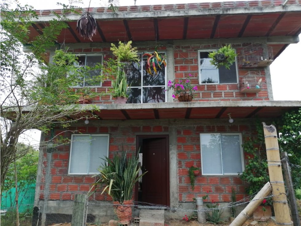 Se vende finca en el Overo, Bugalagrande