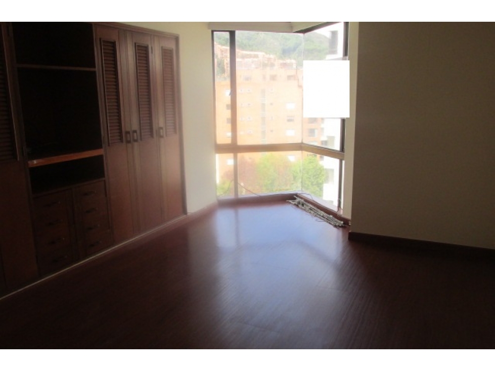 OFERTA DIRECTA VENTA APARTAMENTO SANTA BARBARA UNICENTRO BUGANVILLA