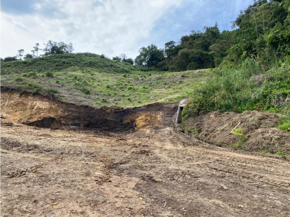 VENTA DE LOTE EN LA ALHAMBRA, MANIZALES