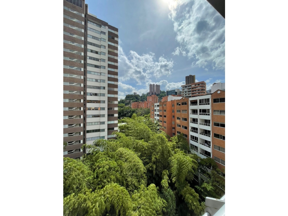 Amoblado Hermoso apartamento Castropol Poblado - Medellin