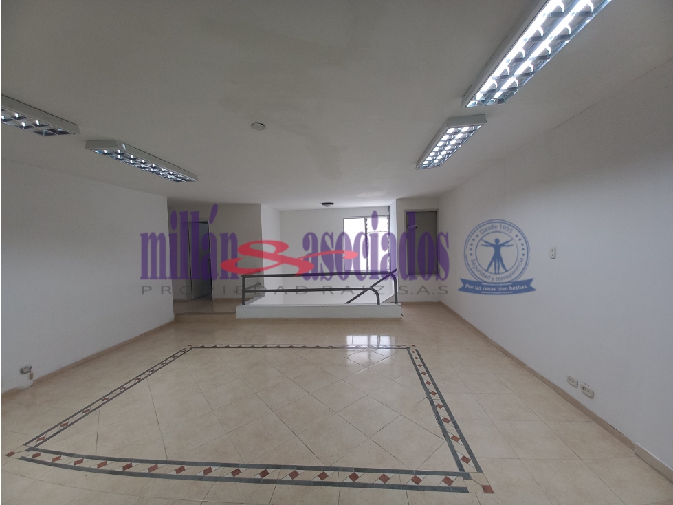 Casa comercial en arriendo en Pereira sector Circunvalar /COD:6323802