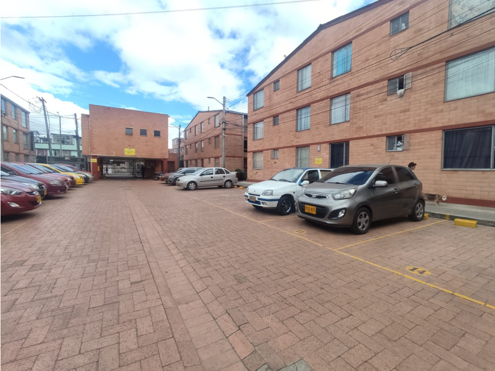 VENTA DE APARTAMENTO EN KENNEDY, BOGOTÁ- PORTAL DEL PINAR MANZANA 4