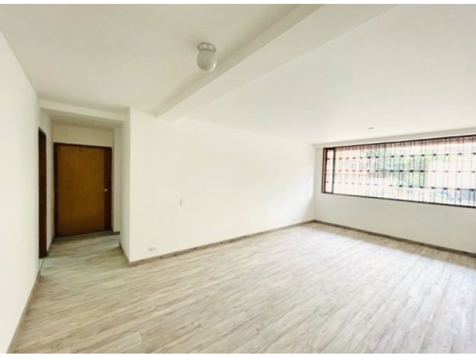 APARTAMENTO EN ROSALES DE 76 M2