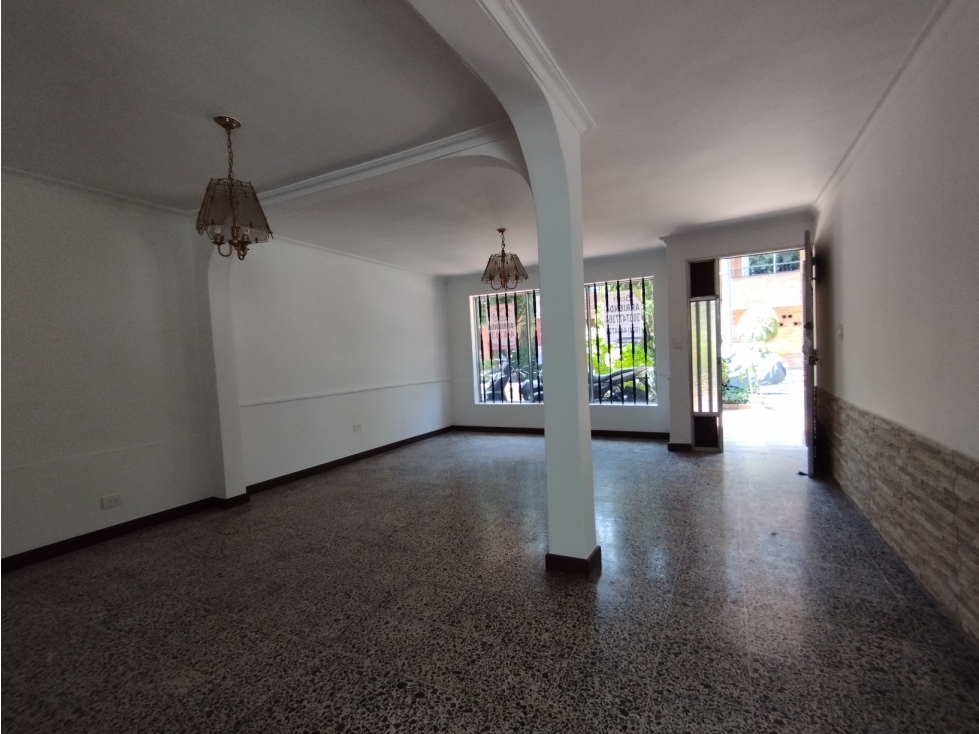 Casa para alquiler en Envigado - El Dorado