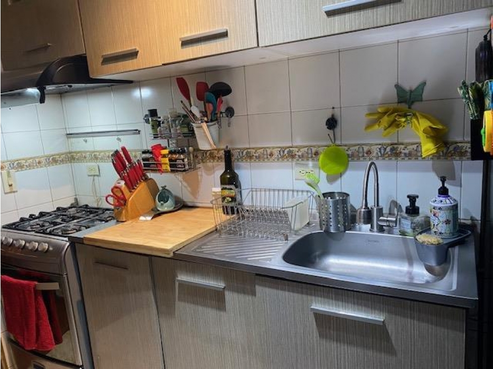 VENDO APARTAMENTO ROSALES 2 ALCOBAS PARA REMODELAR