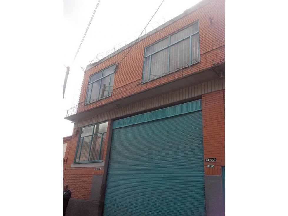 Arriendo Bodega Santa Lucia, Bogotá