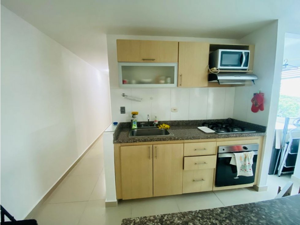 APARTAMENTO AMOBLADO EN ARRIENDO ALTAMIRA