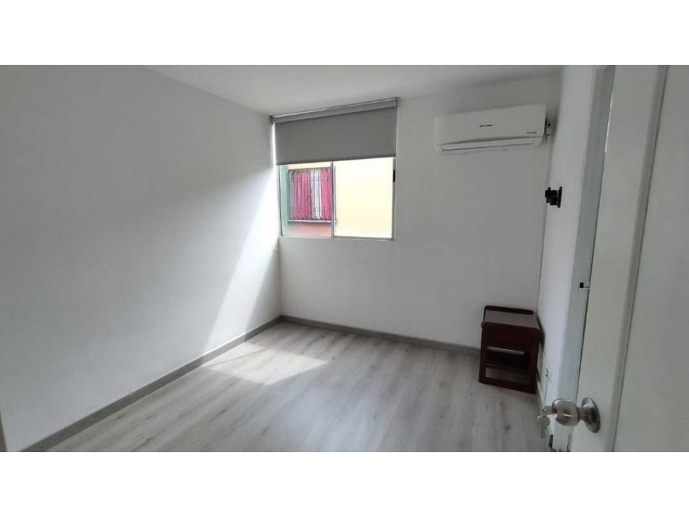 Apartamento en primero de mayo piso 5 con ascensor