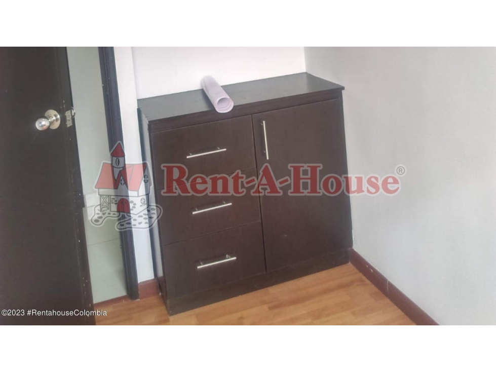 Apartamento en  Las Margaritas RAH CO: 24-303