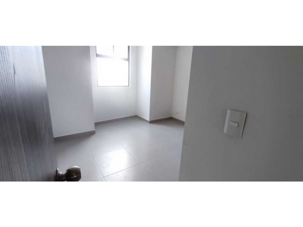 Apartamento Medellin, sector Velodromo. Se vende.