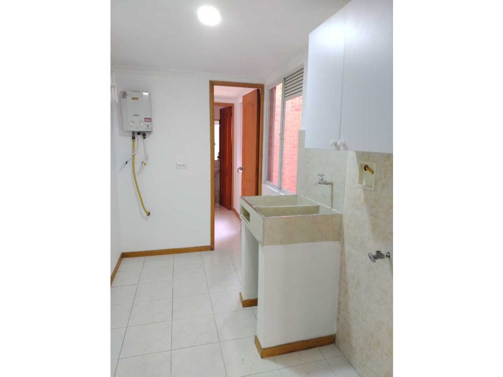 Apartamento para la venta, sector loma del indio, poblado