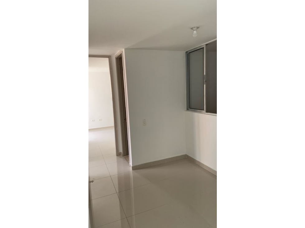 ARRIENDO APARTAMENTO BARRIO MIRAMAR