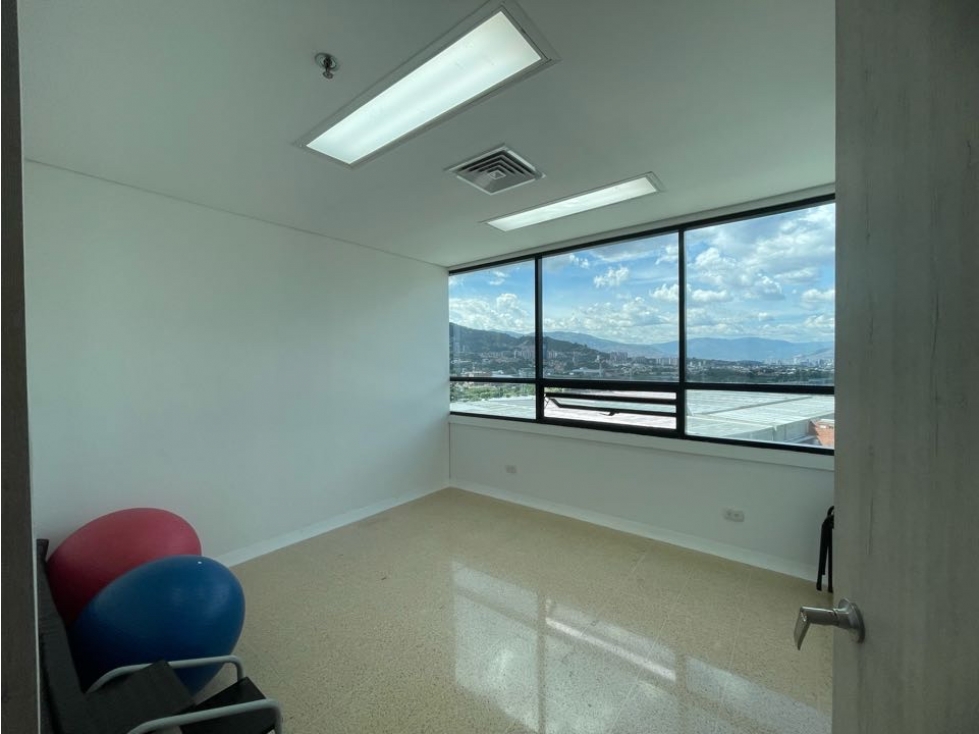 Arriendo de consultorio en Envigado, sector las Vegas