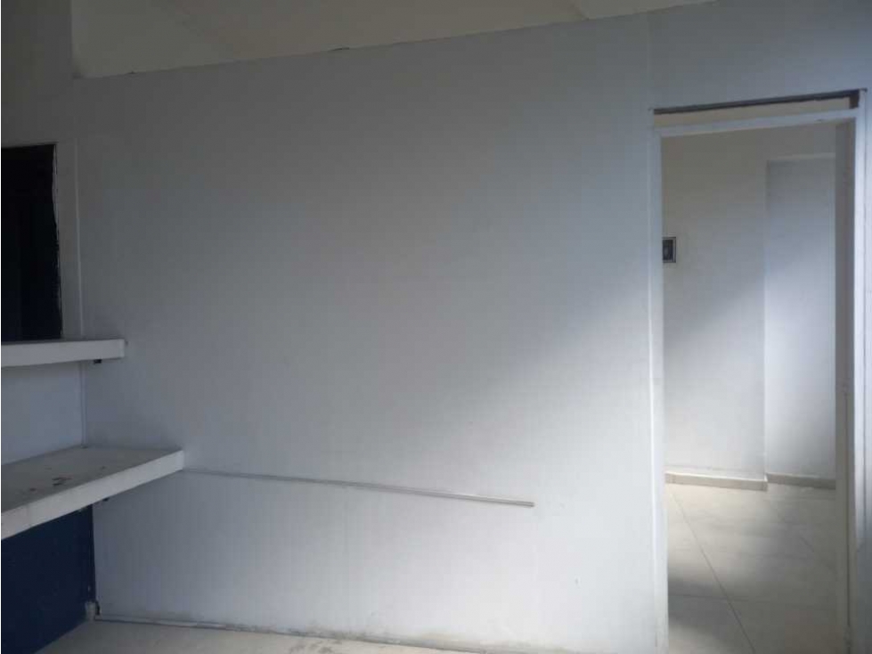 ARRIENDO LOCAL EN BARRIO SAAVEDRA GALINDO