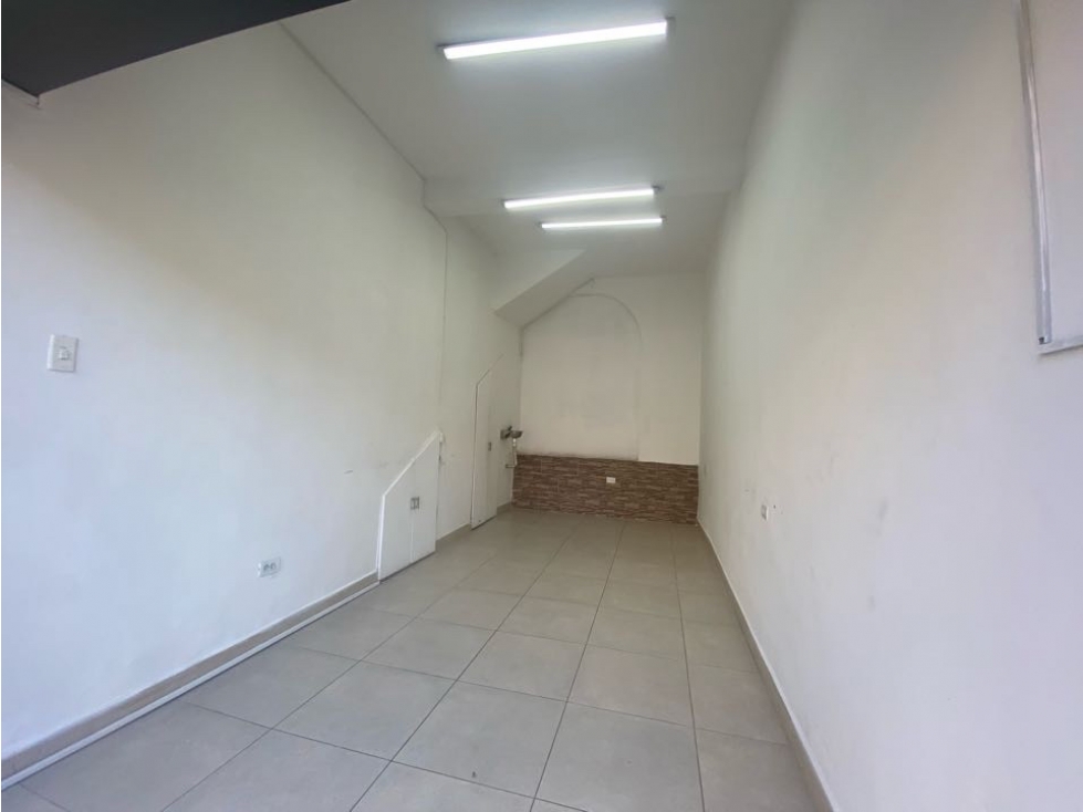 Arriendo Local en la Milagrosa P1 C6836556