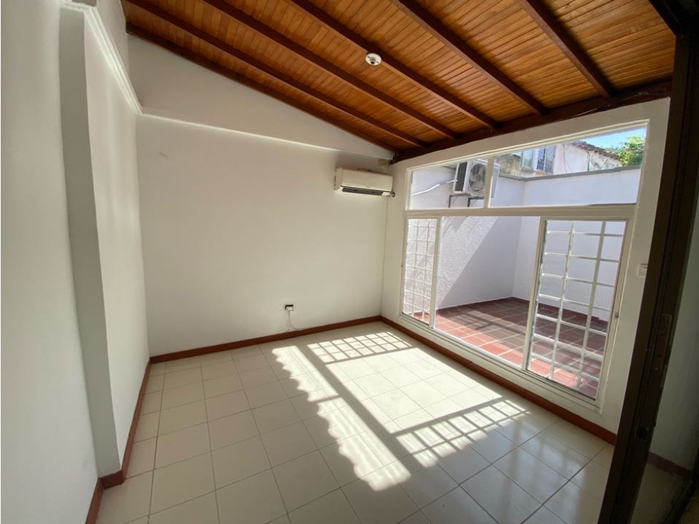 Casa en conjunto cerrado Rodadero Santa Marta