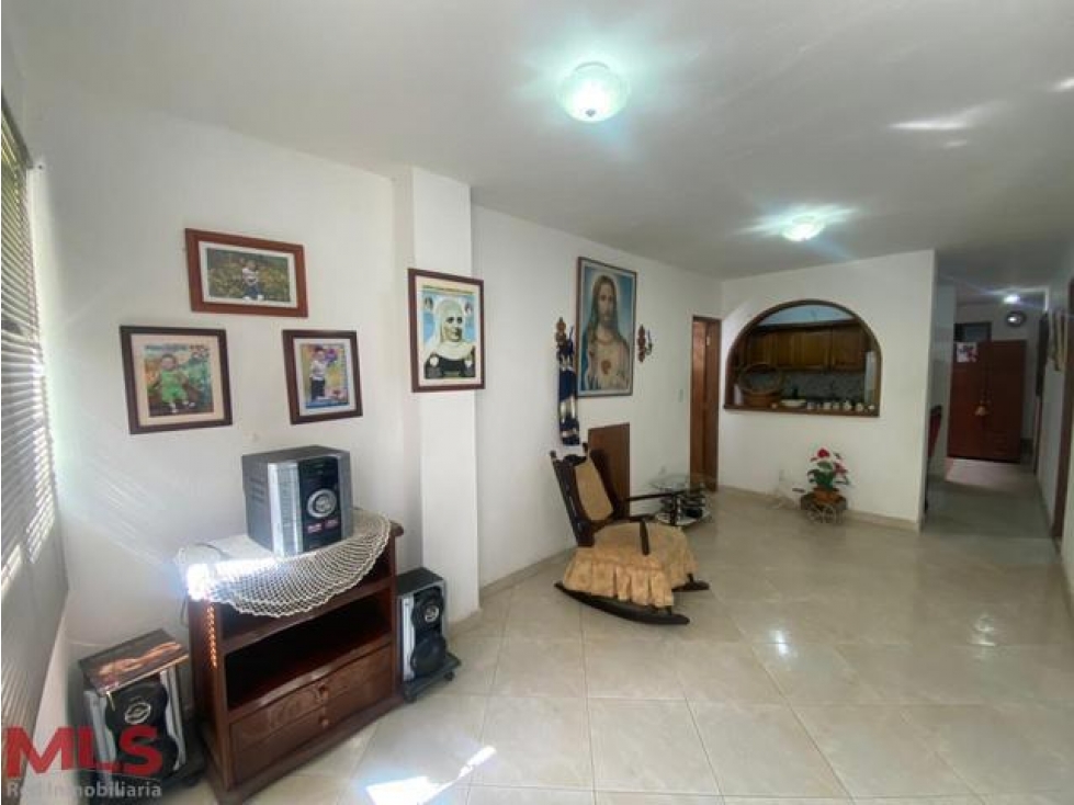 CASA EN UN NIVEL CON GARAGE EN EL CARMEN(MLS#236285)