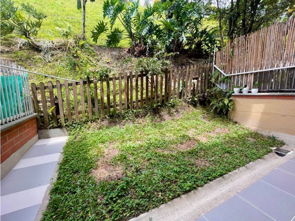 CASA EN VENTA ENVIGADO LAS ANTILLAS