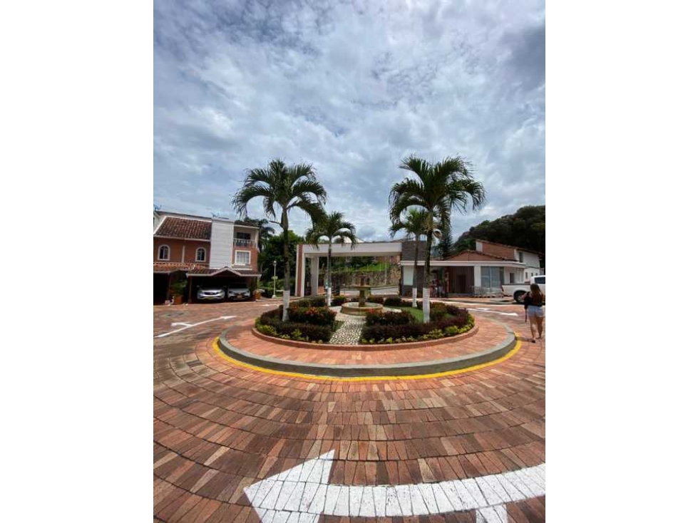 CASA EN VENTA VERSALLES CAMPESTRE FLORIDABLANCA